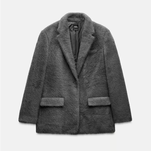 🦋 Bloggers Favorite 🦋 NWT Zara Faux Fur Soft Oversized Straight Cut Blazer M - Picture 1 of 16